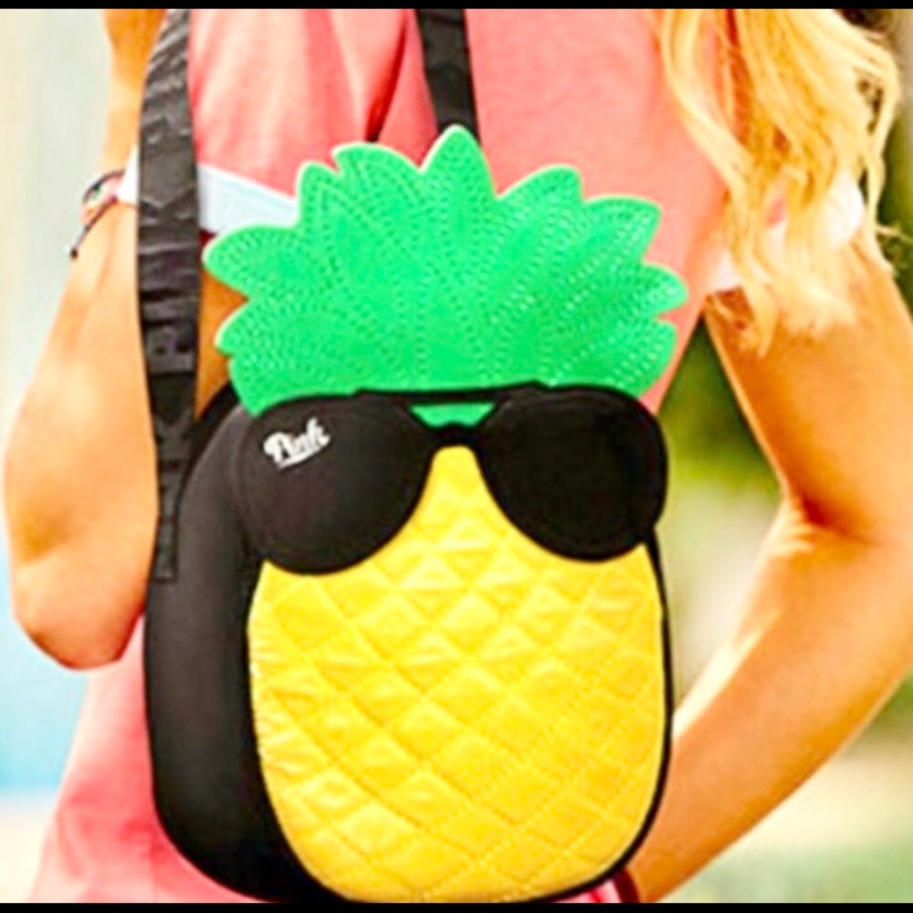 PINK PINEAPPLE COOLER BAG